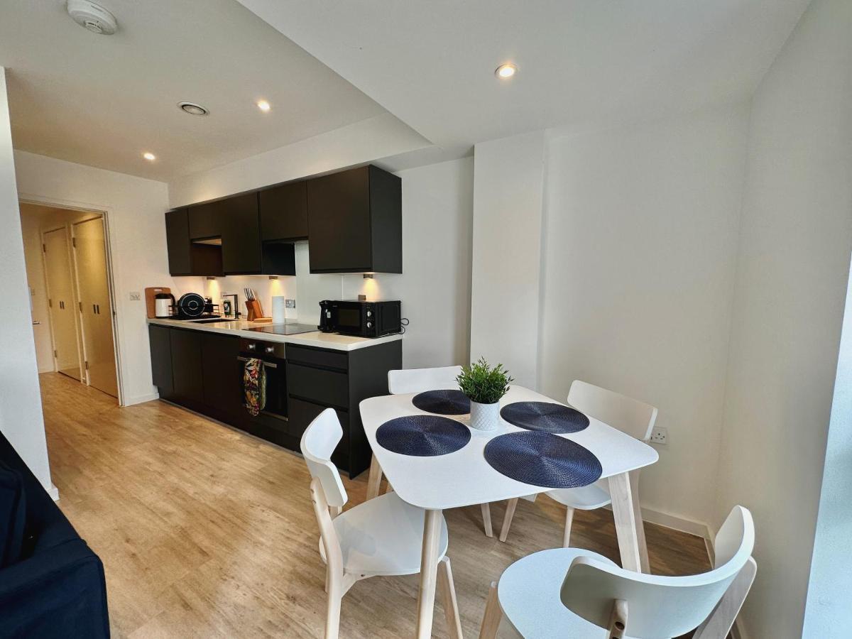 Serviced Apartments Nailsea Экстерьер фото