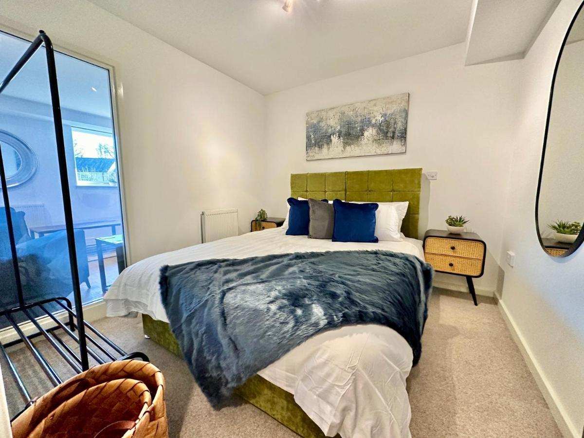 Serviced Apartments Nailsea Экстерьер фото